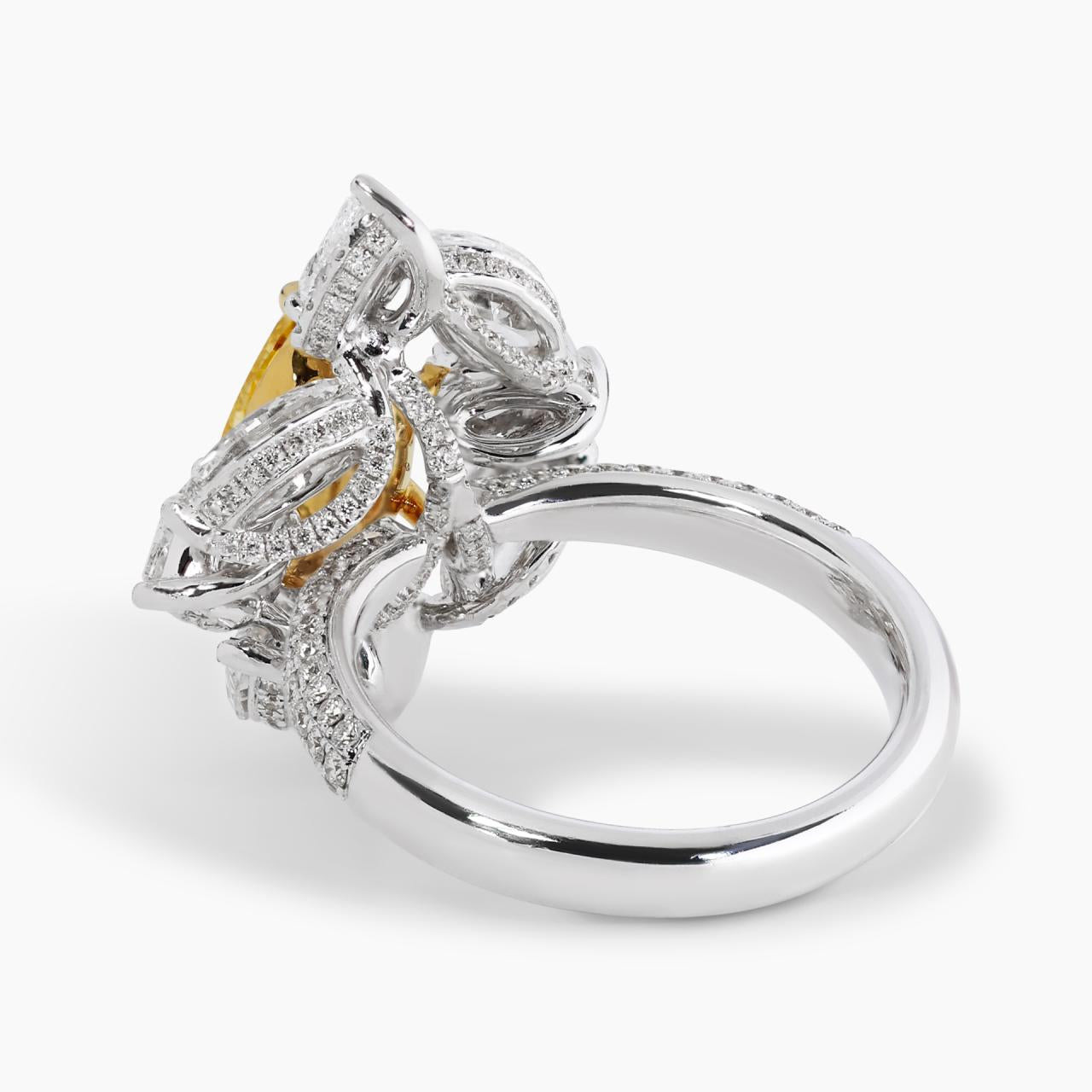 MARGHERITA - 18ct white and yellow gold fancy yellow and white diamond ring