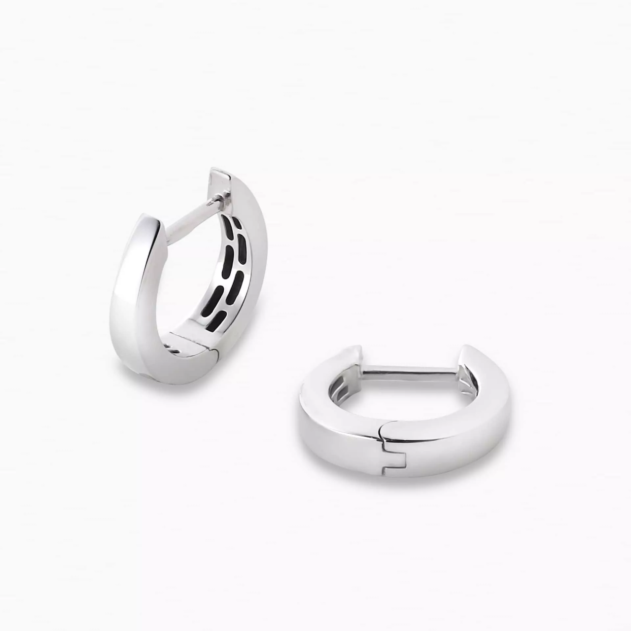 18ct white gold hoop earrings 15mm