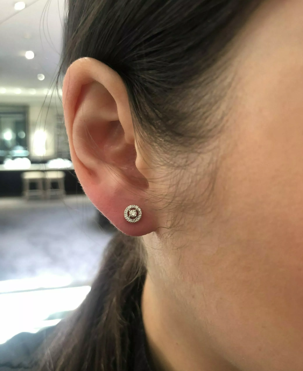 18ct Yellow Gold round cluster Diamond Stud Earrings with halo