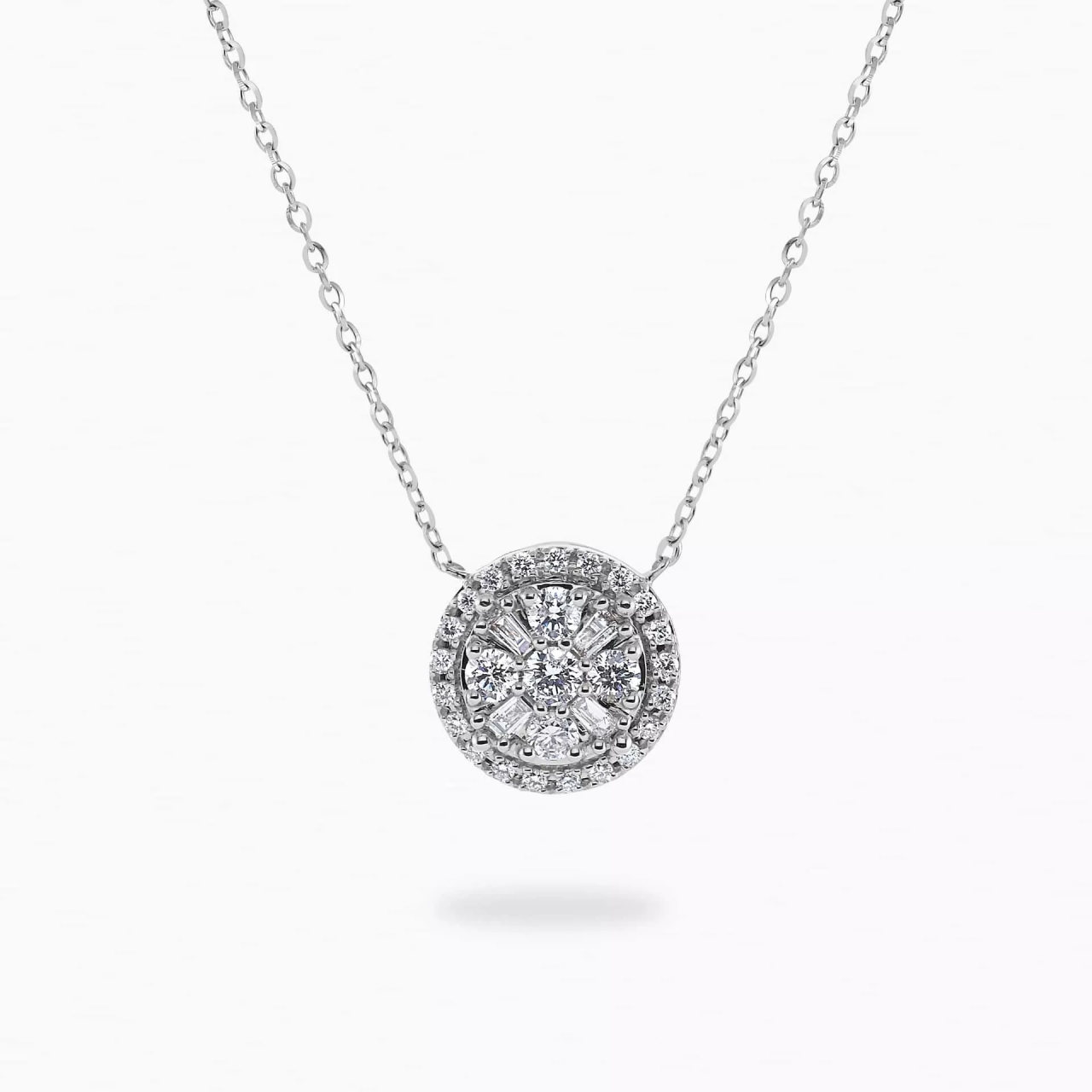 18ct white gold round cluster diamond necklace