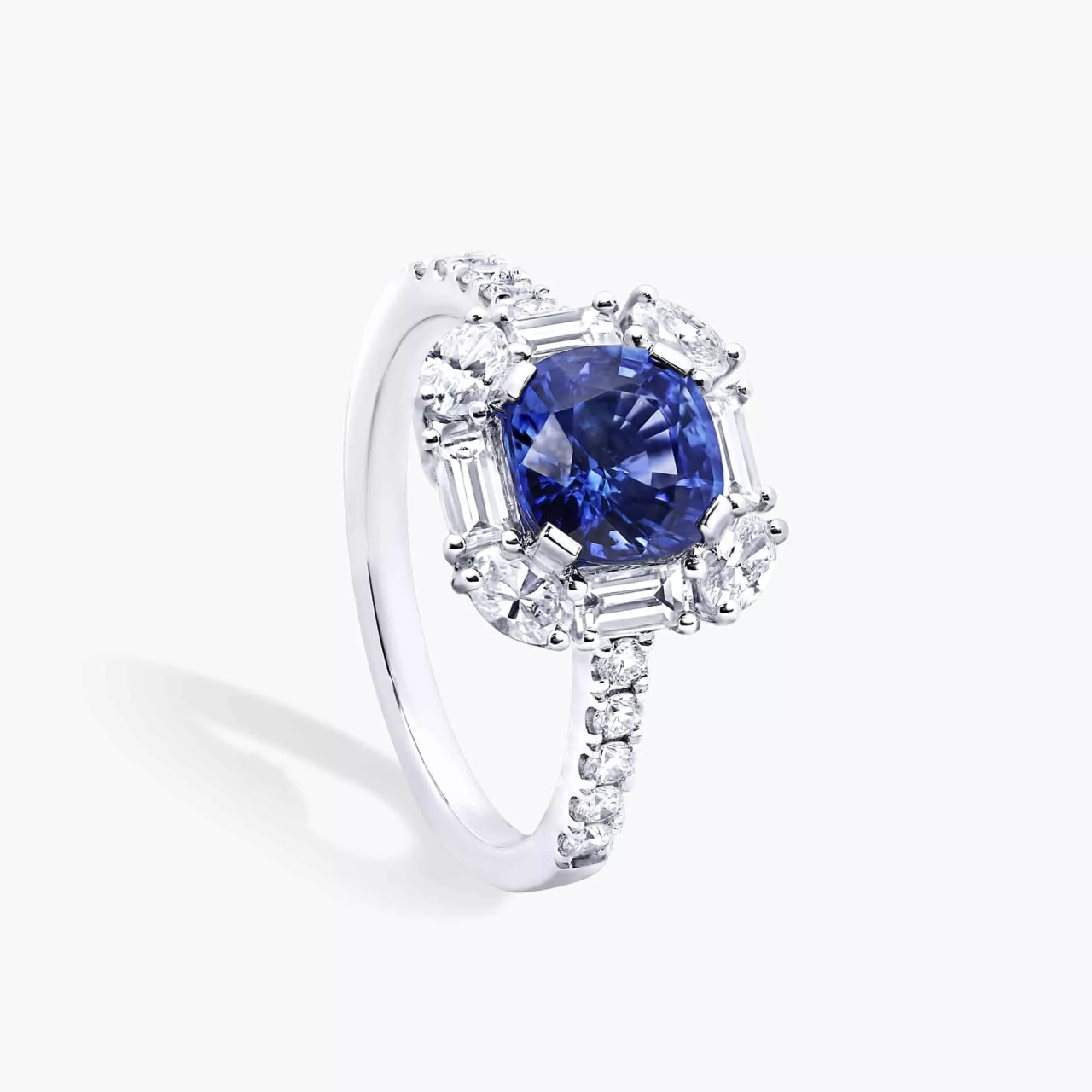18ct white gold sapphire and diamond ring from the Hampton Collection side view