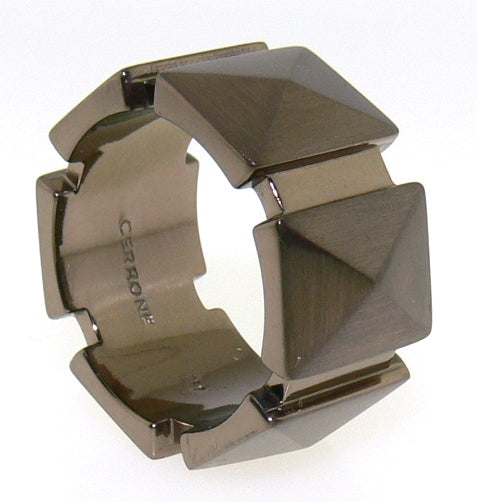 18ct white gold with brown plated gents ring