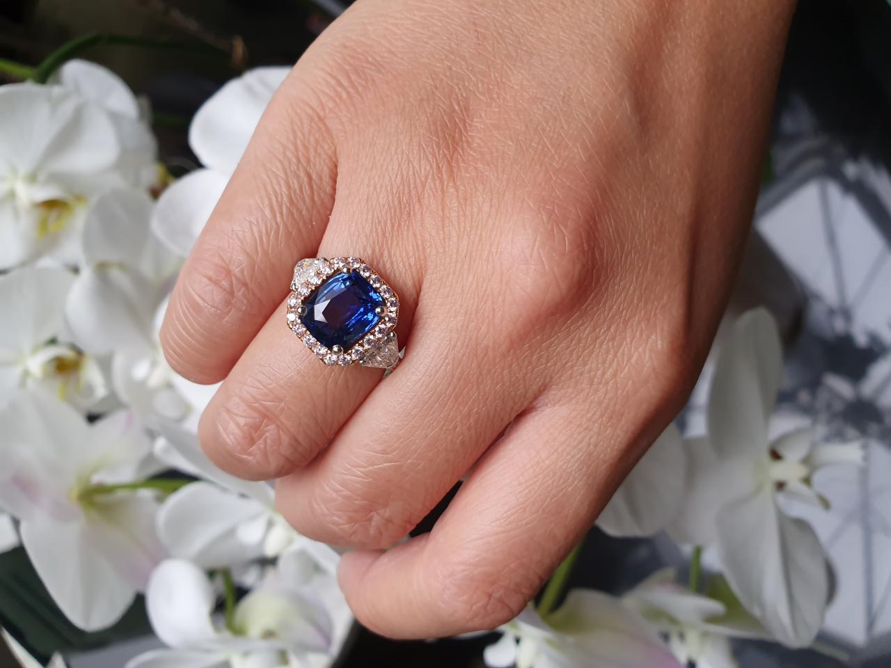 SONGO DI PRIMAVERA - Platinum and 18ct rose gold cushion cut blue sapphire and pink diamond ring