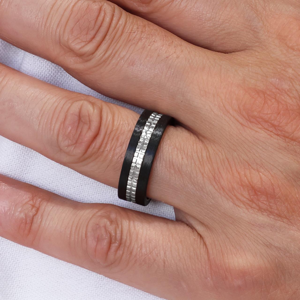 18ct white gold and carbon fibre mens ring