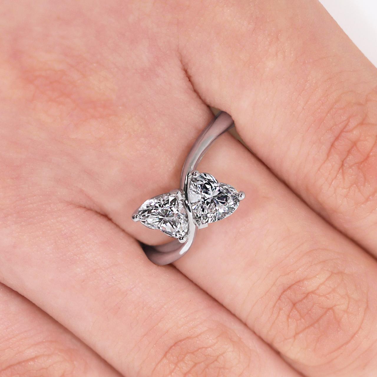 18ct white gold 2=1.60ct EF VS heart shaped LAB Grown diamonds ring