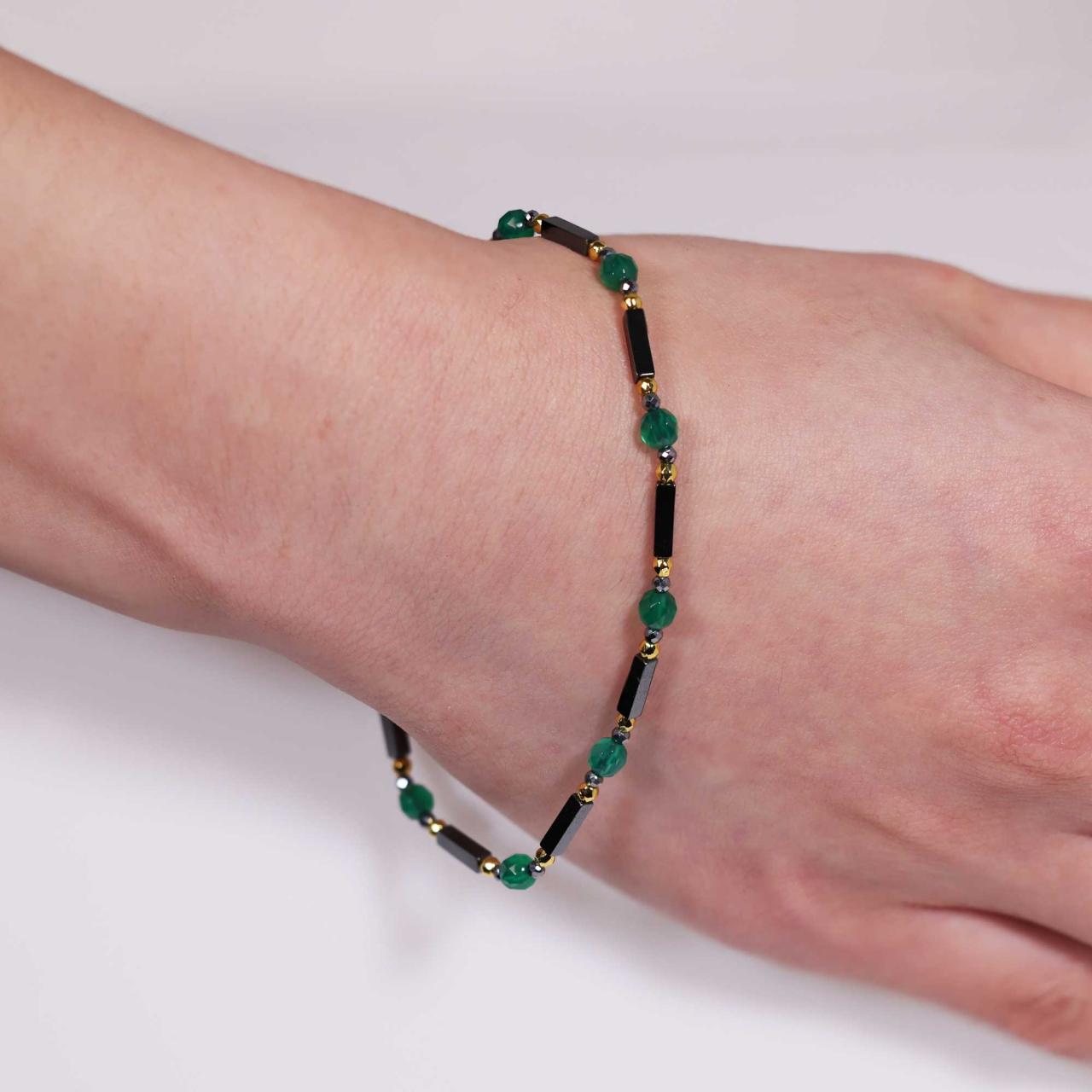 Hematite and green agate beads bracelet with gold plated silver fittings from the Carmela Cerrone Collection