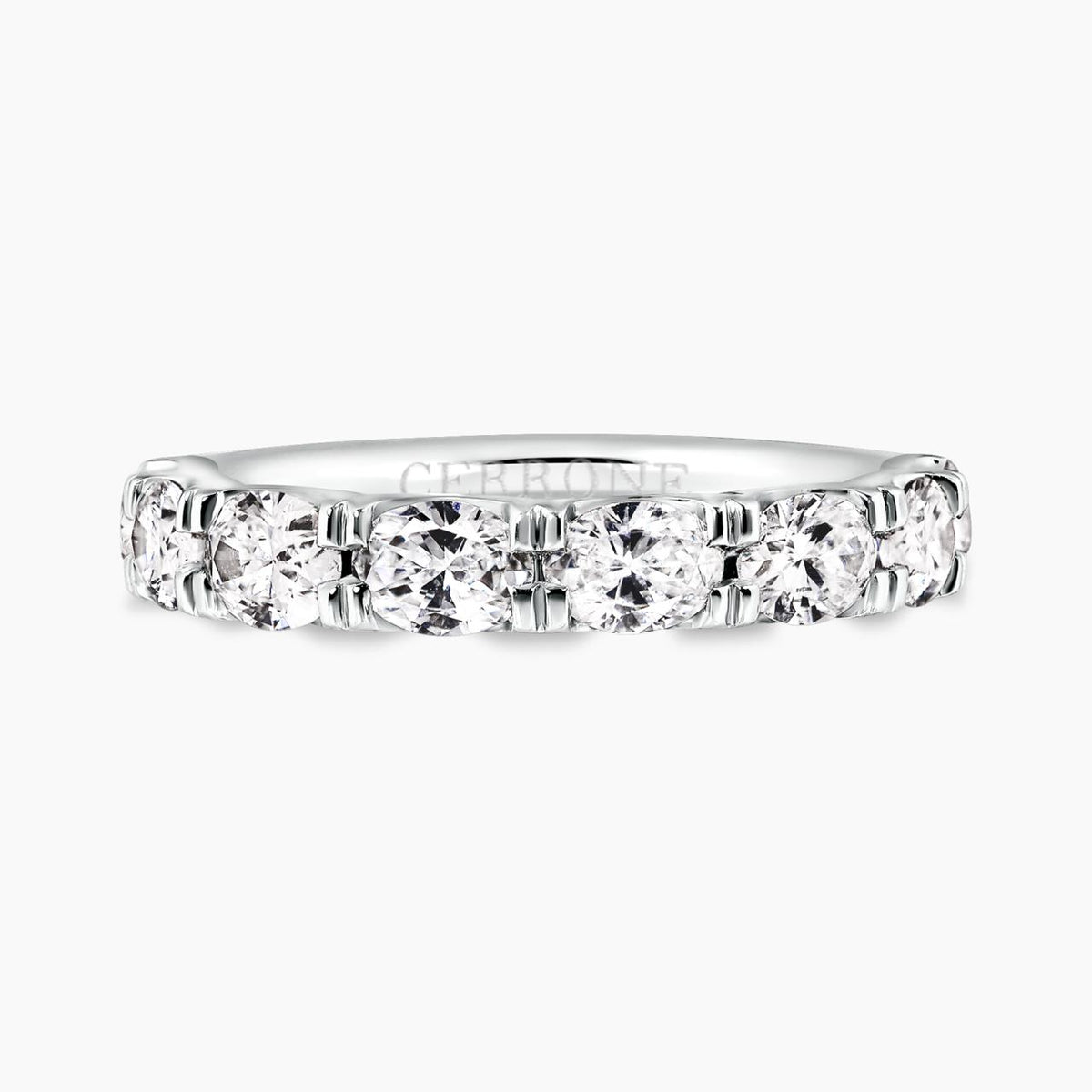 18ct white gold oval cut diamonds ring in a claw setting
