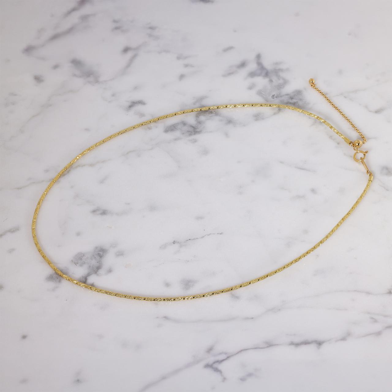 18ct yellow gold fancy fine omega chain