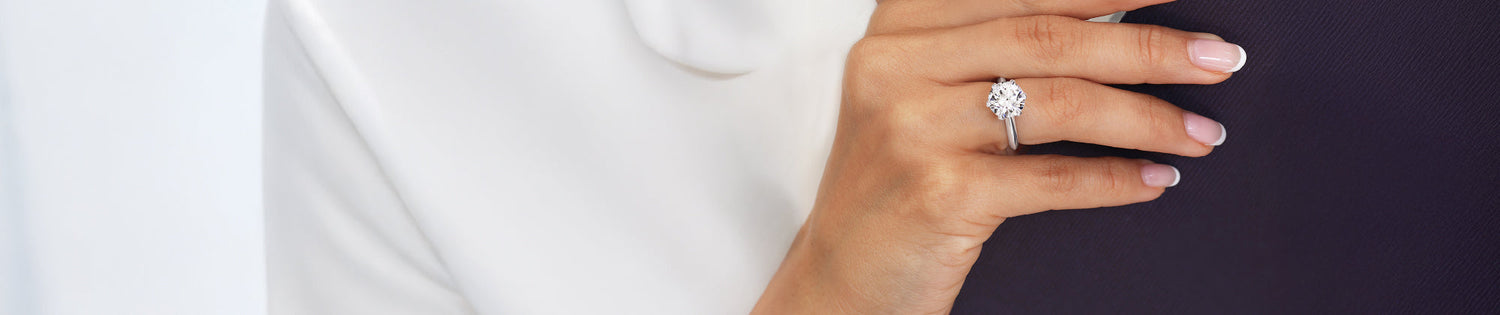 WHITE GOLD ENGAGEMENT RINGS