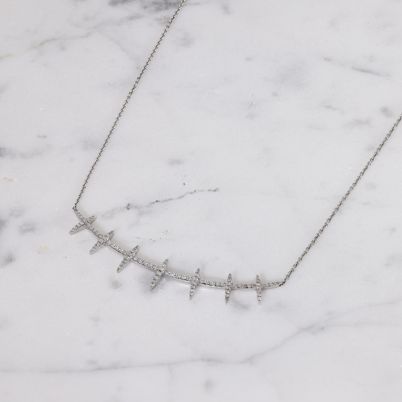 18ct white gold 0.44ct diamonds set necklace