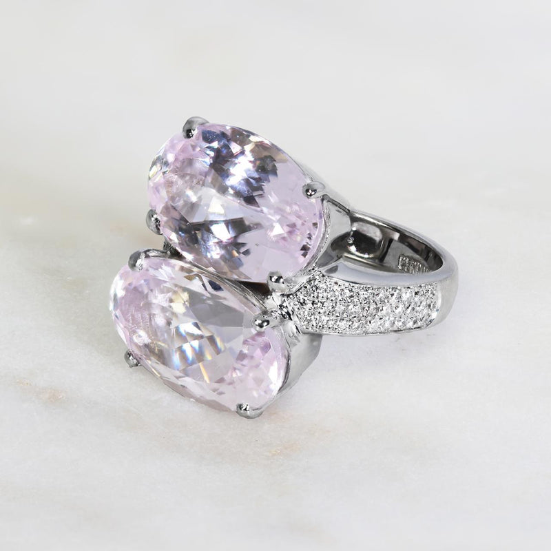 18ct white gold oval cut kunzite and diamond ring
