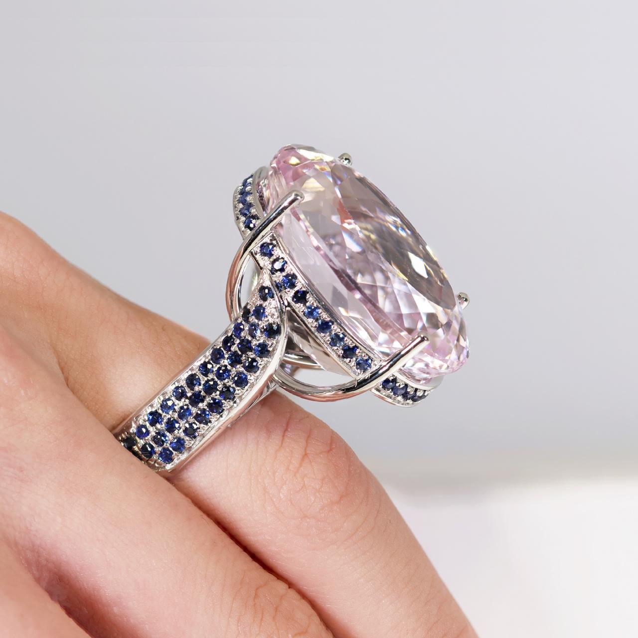 18ct White Gold Oval Kunzite & Blue Sapphire Dress Ring