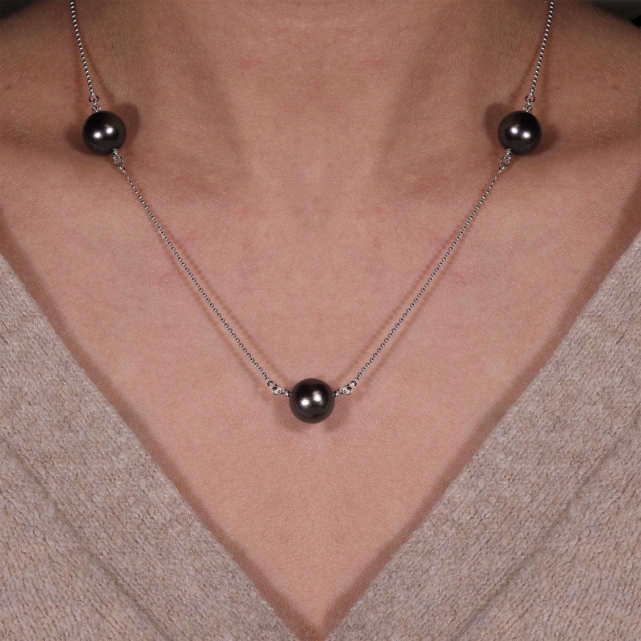 18ct white gold ball link chain with 5 pearls necklace