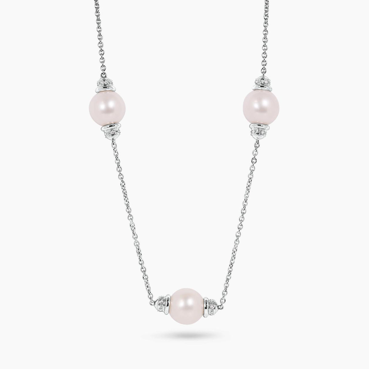 18ct white gold fresh water pearl and diamond necklace