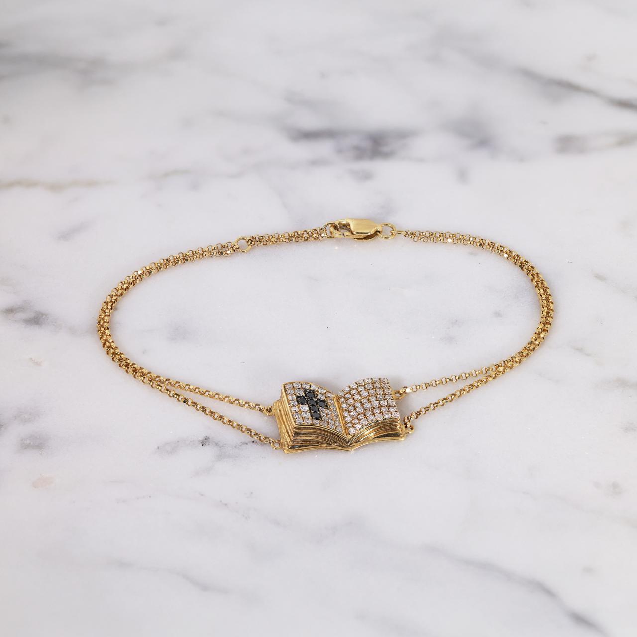 18CT Yellow Gold Black & White Diamond Set Bible On Bracelet