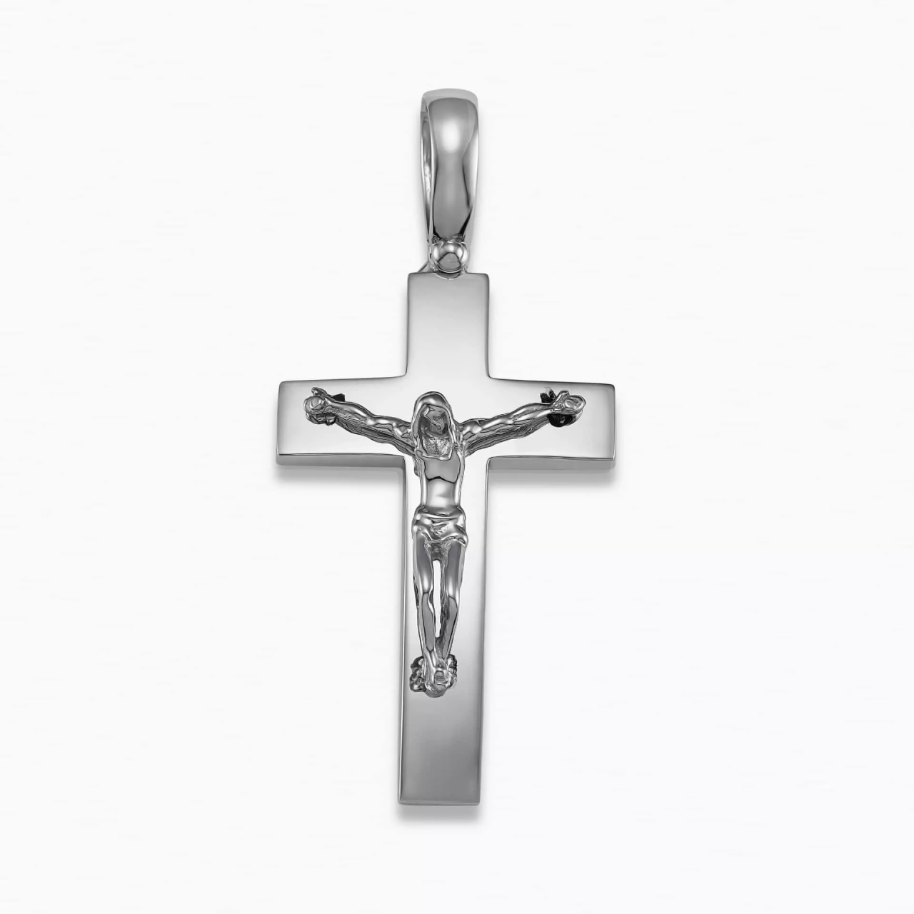18ct white gold crucifix pendant