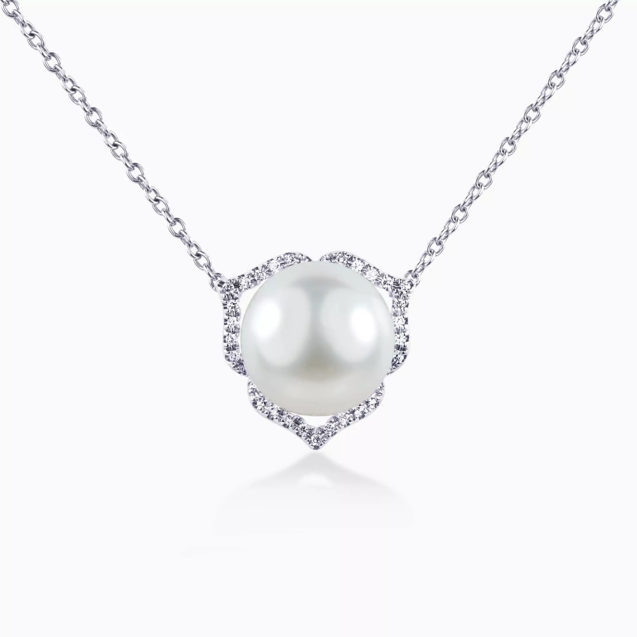 18ct White Gold South Sea Pearl & Diamond Necklace