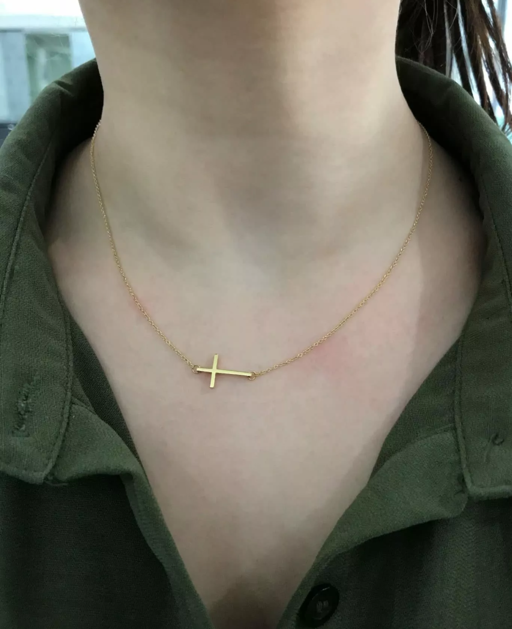 18ct yellow gold cross necklace