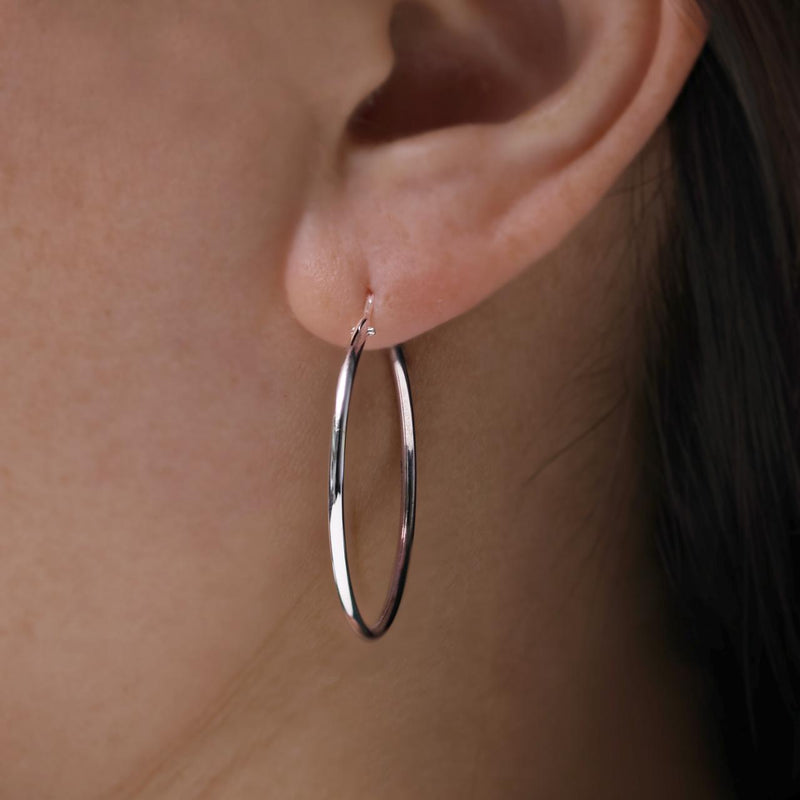18ct white gold hoop earrings 30mm on the ear