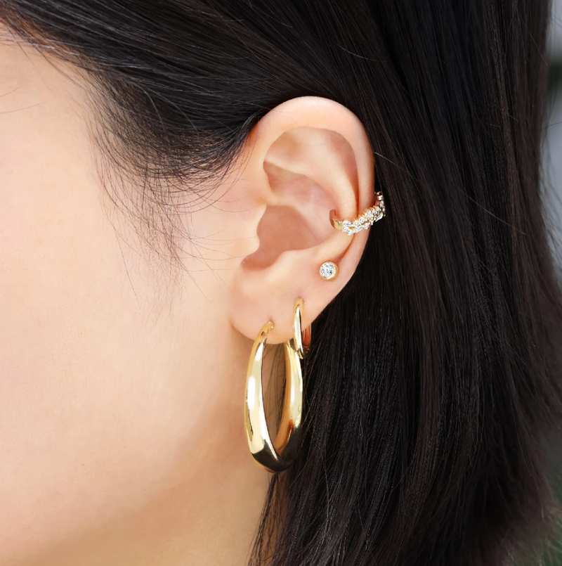 18ct yellow gold small hoop earrings 10mm on the ear