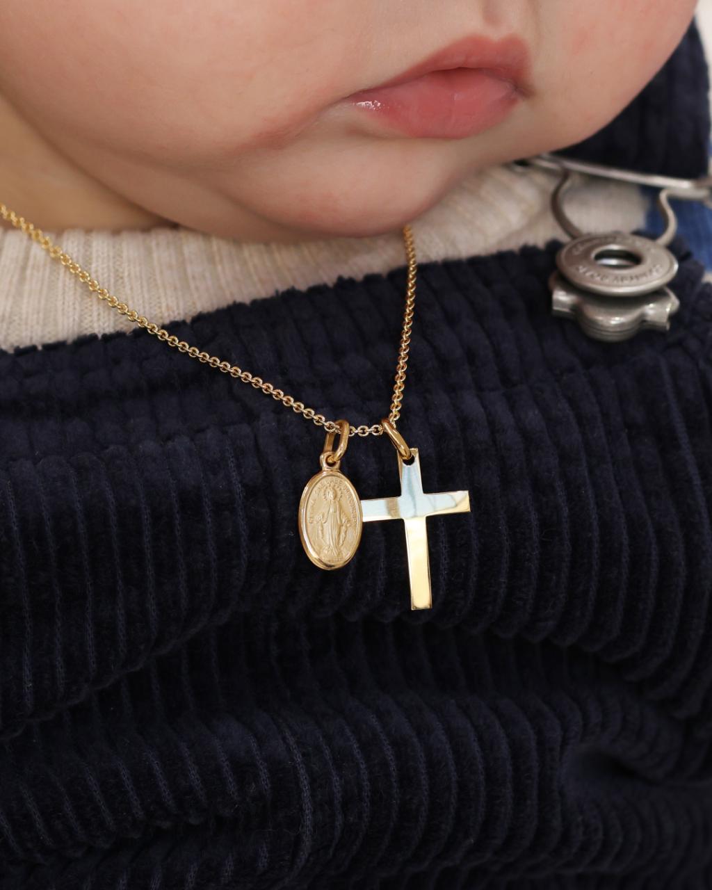 18ct yellow gold “Miraculous” oval medal pendant