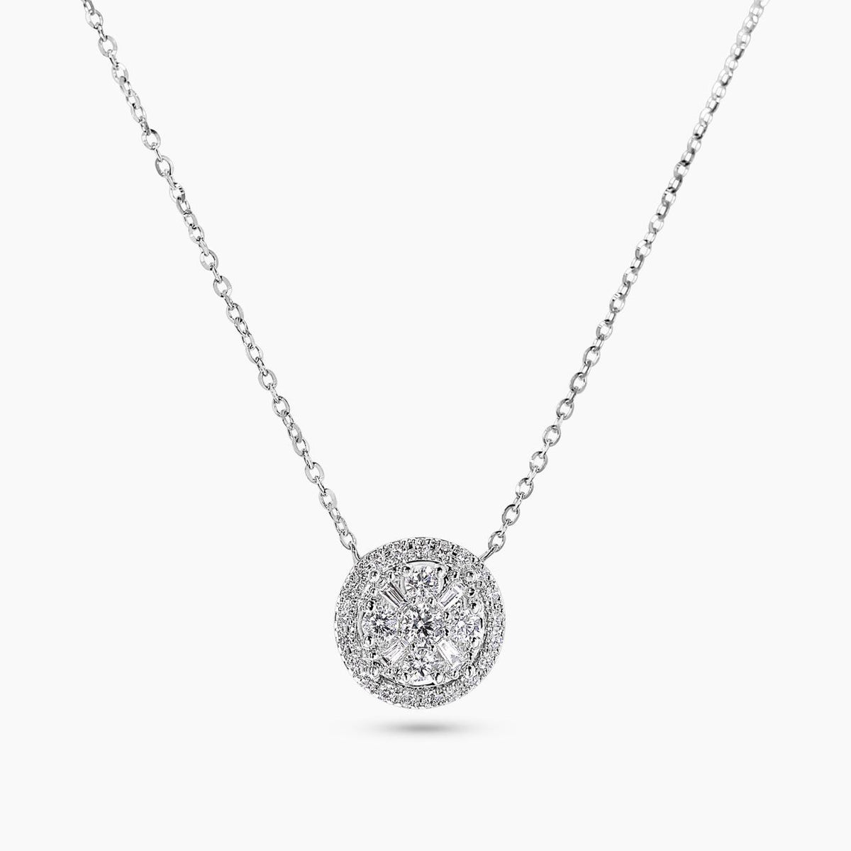 18ct white gold round cluster diamond necklace