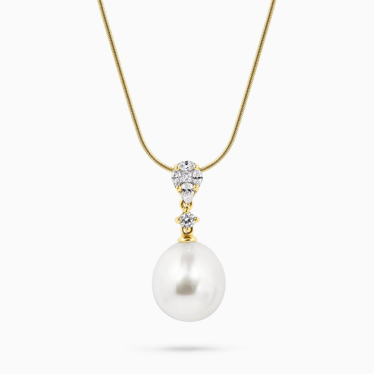 18ct yellow gold Marquise, Princess and Round cut diamonds and south sea pearl pendant