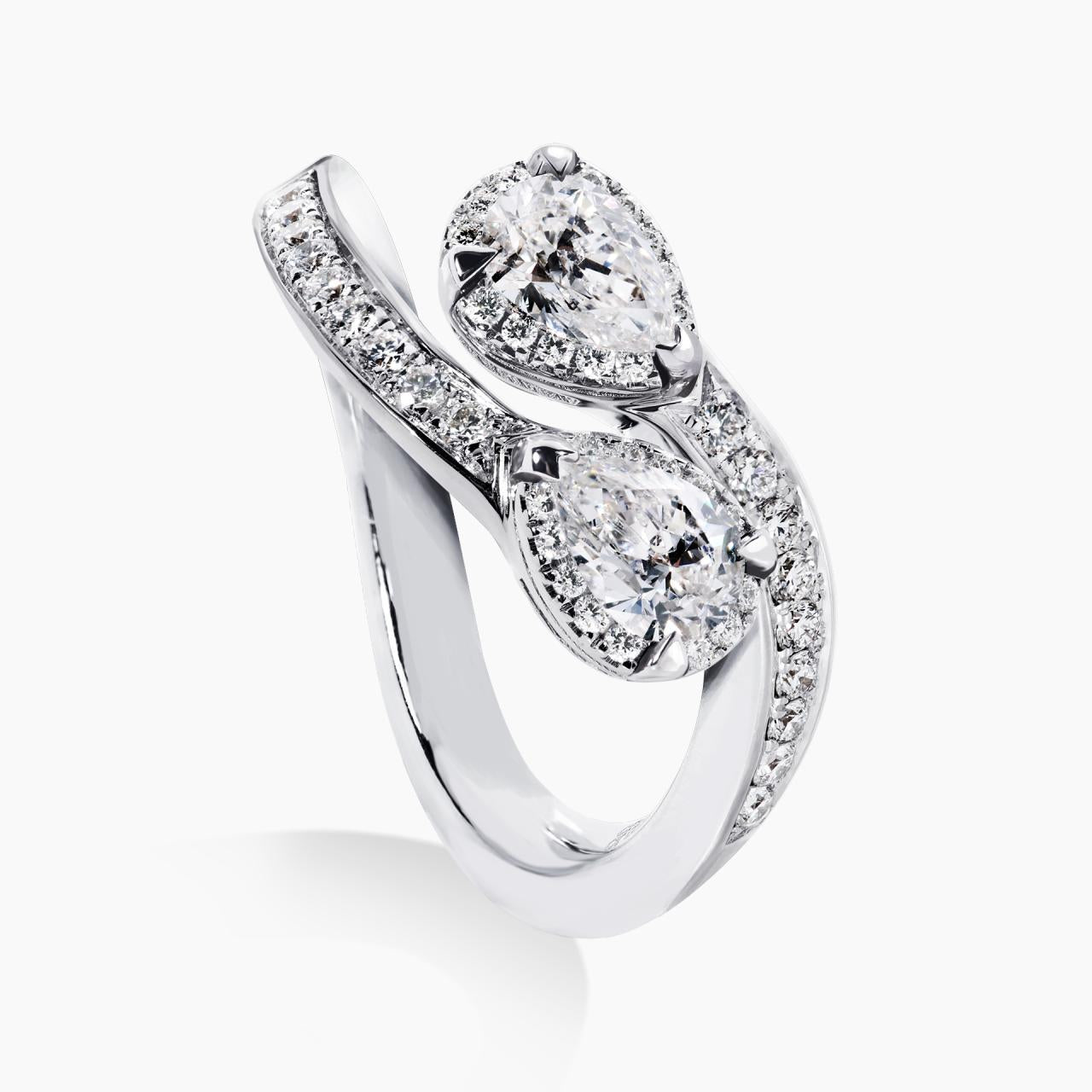 18ct white gold pear shape diamonds dress ring