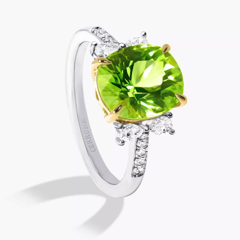 18ct white & yellow gold peridot & diamond ring side view