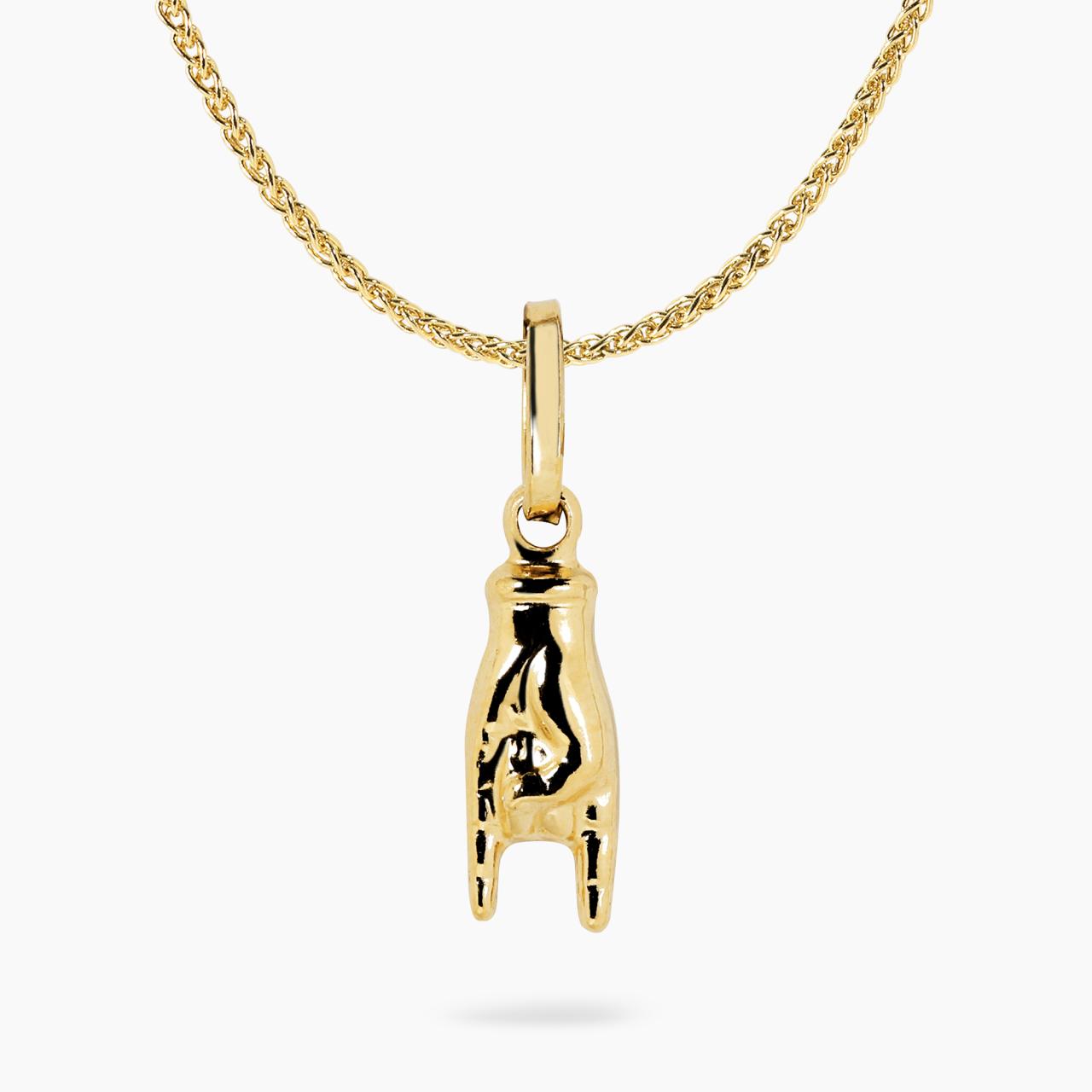 18ct yellow gold “Mano Cornuto” pendant