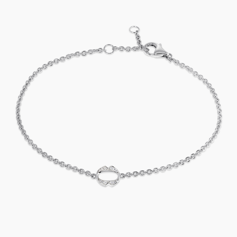 18ct white gold small diamond ‘O’ bracelet from the Iconica Collection