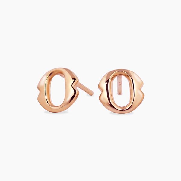 A pair of 18ct rose gold large 'O' stud earrings from the Iconica Collection.