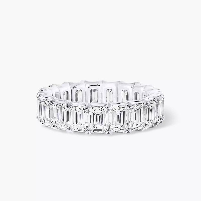 18ct white gold Emerald cut diamond full circle ring