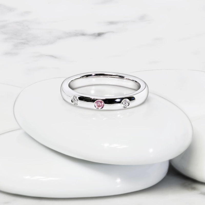 18ct white gold round brilliant cut pink and white diamond drop set ring