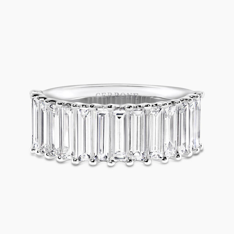 18ct white gold baguette diamond ring