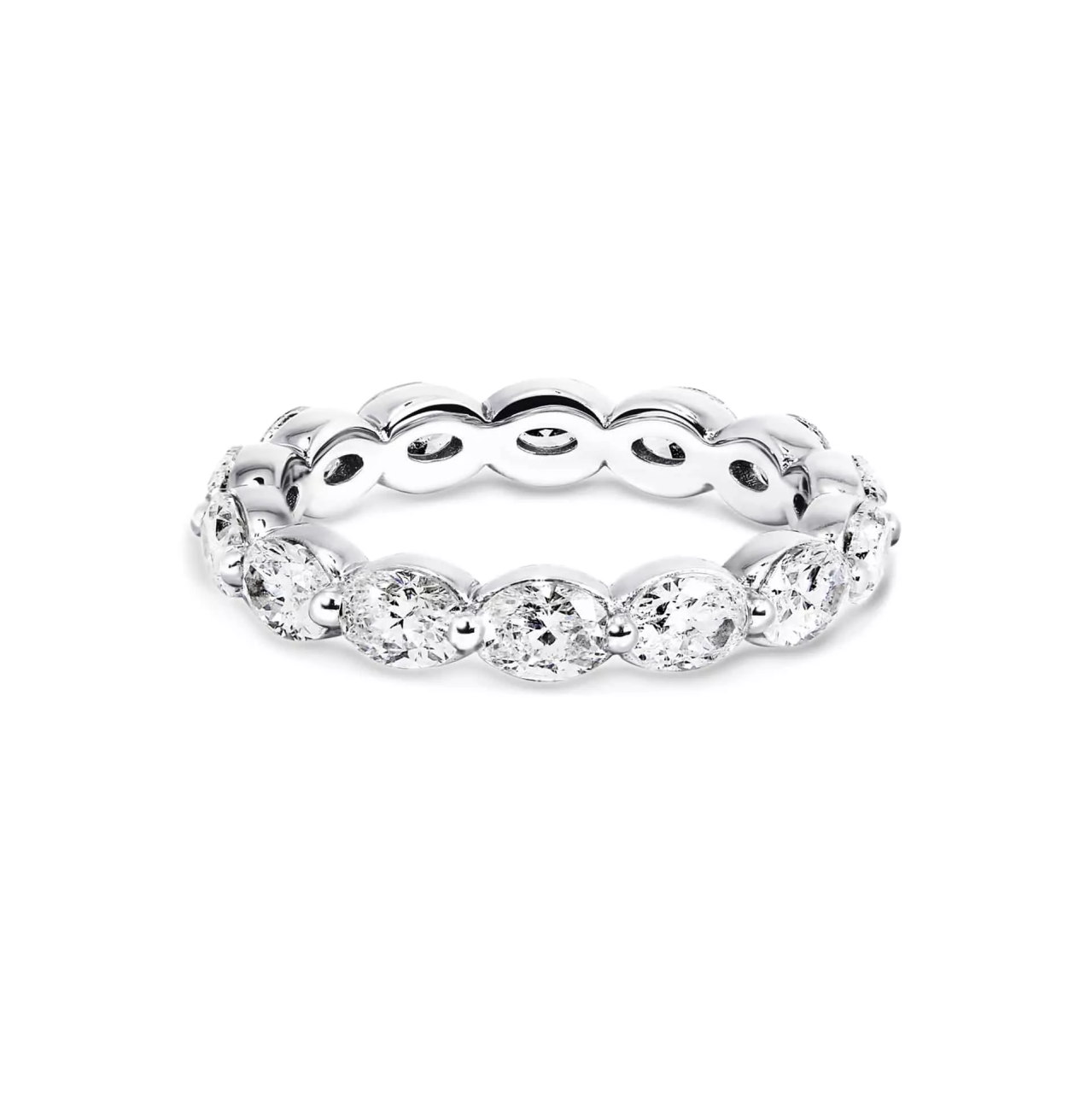 18ct white gold oval brilliant cut full circle diamond band