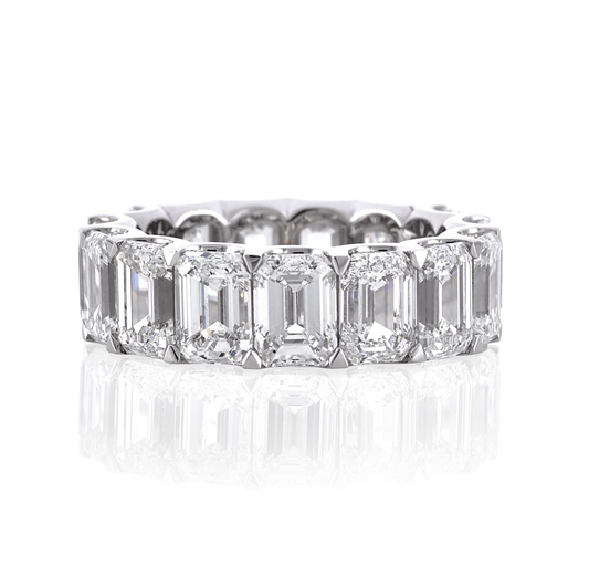 18ct White Gold 12.06ct Emerald Cut Diamond full circle ring