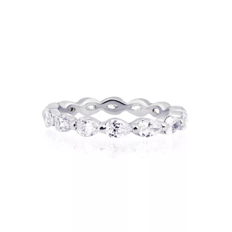 18ct white gold pear shape diamond full circle ring