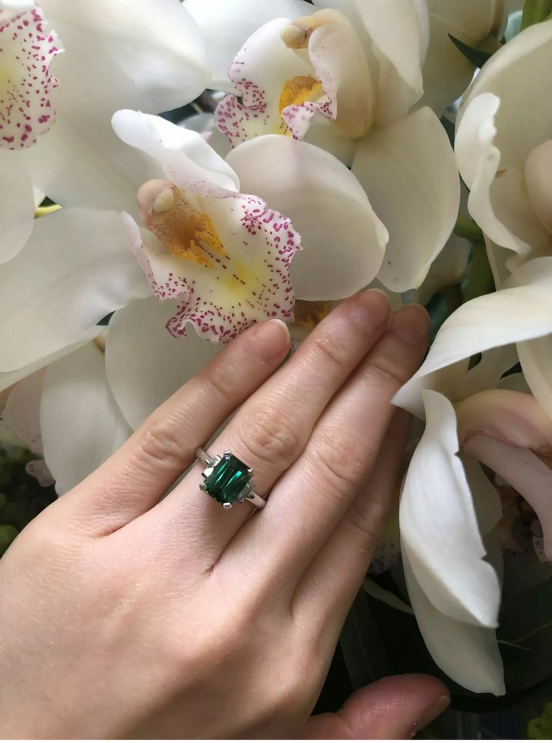 18ct white gold tourmaline and baguette diamond ring
