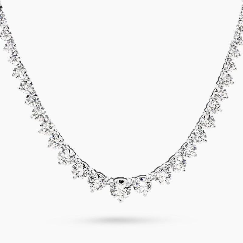 18ct white gold diamond tennis necklace in a three claw setting