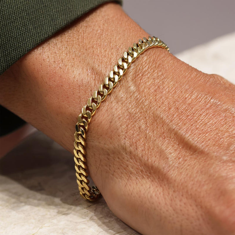 18ct yellow gold 21cm solid flat curb link bracelet