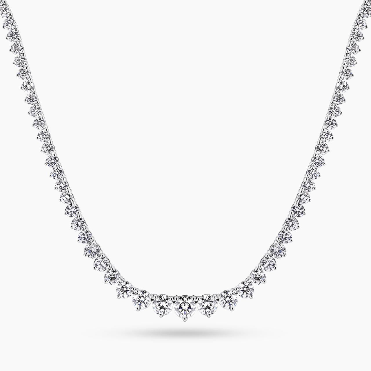 18ct white gold 204=44.56ct round brilliant cut graduated tennis necklace