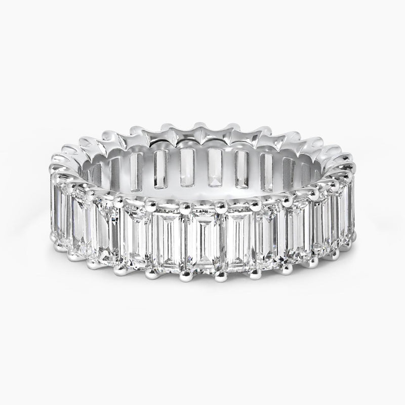 18ct white gold full circle LAB Grown Baguette diamonds ring