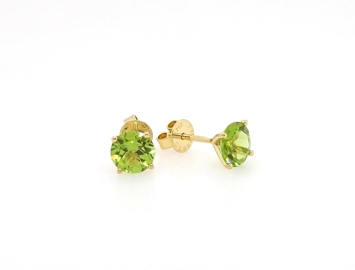 18ct yellow gold 2=2.36ct round peridot stud earrings