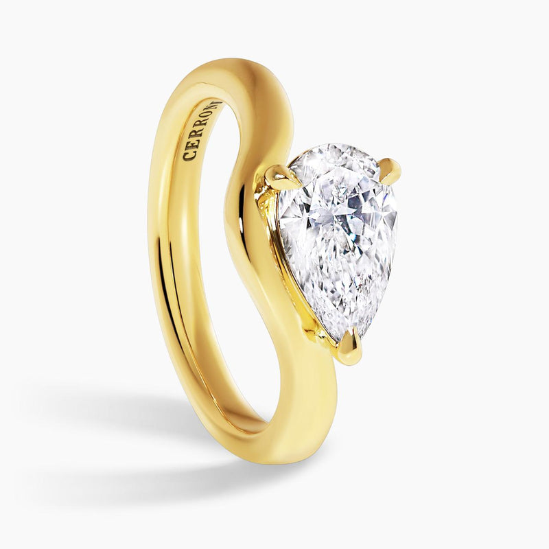 18ct yellow gold pear shaped LAB grown diamond solitaire ring side profile