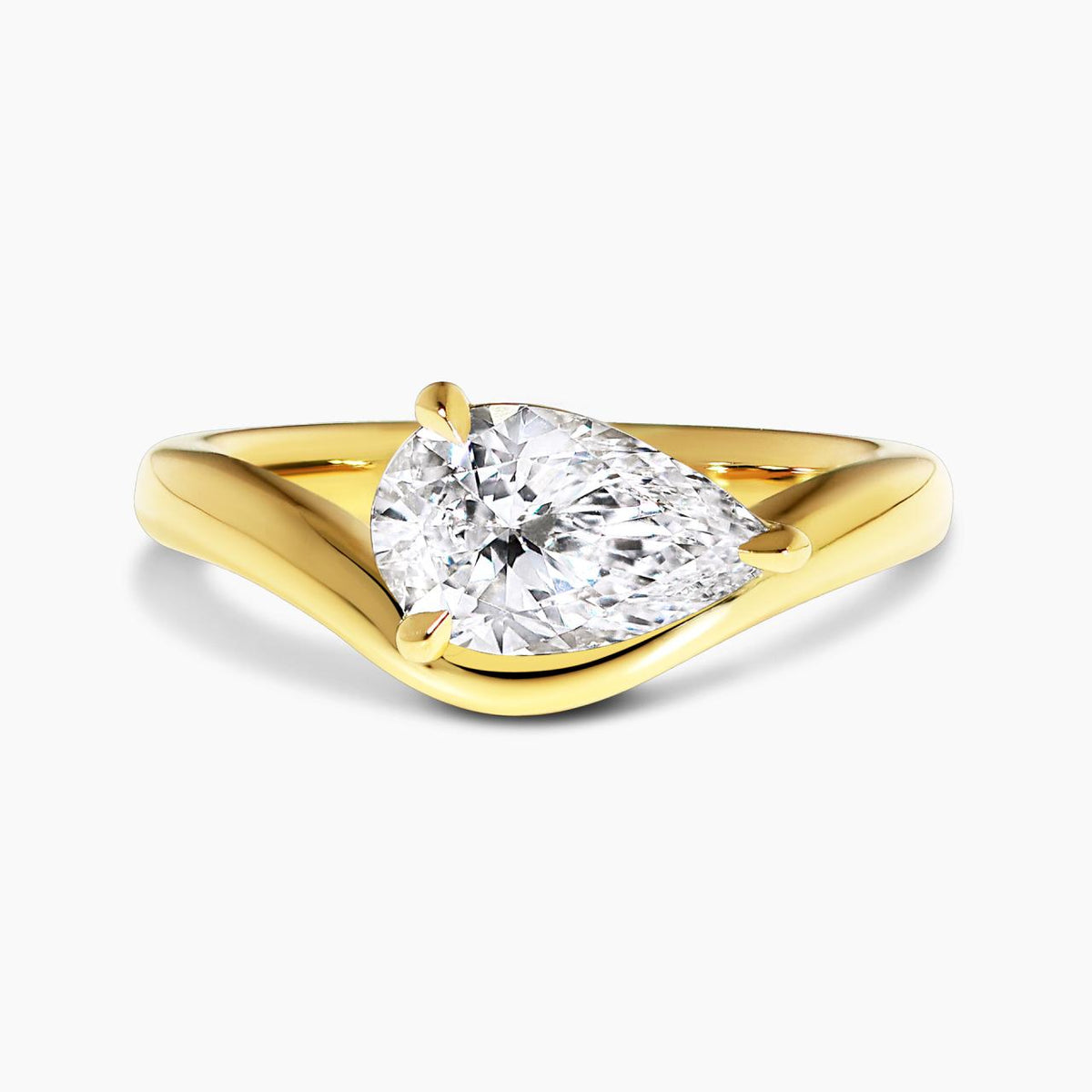 18ct yellow gold pear shaped LAB grown diamond solitaire ring
