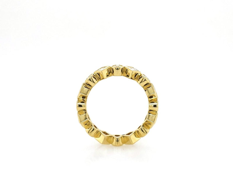 18ct yellow gold full circle round and princess cut diamond ring side profile