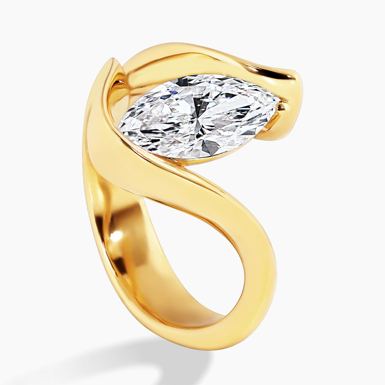 18ct yellow gold 1.50ct E VVS2 Marquise cut LAB Grown Diamond ring