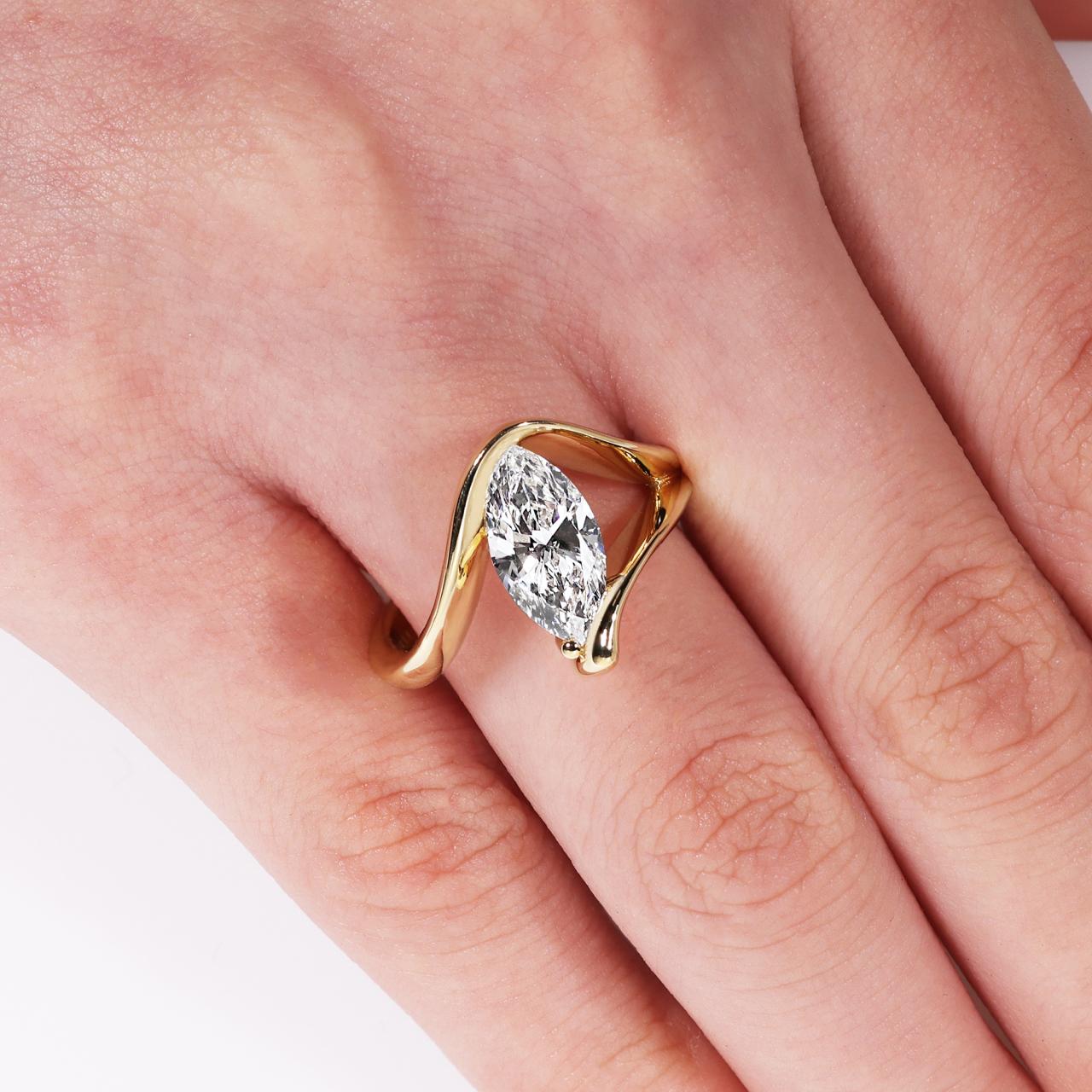 18ct yellow gold 1.50ct E VVS2 Marquise cut LAB Grown Diamond engagement ring