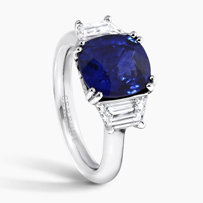 18ct white gold cushion cut Ceylon sapphire and trapezoid step cut diamond ring side view